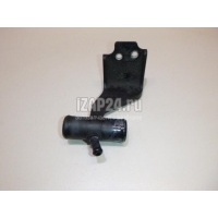 Фланец двигателя системы охлаждения Toyota Auris (E15) (2006 - 2012) 1657722020
