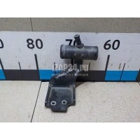Фланец двигателя системы охлаждения Toyota Auris (E15) (2006 - 2012) 1657722020