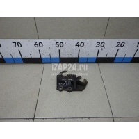 Кронштейн крепления троса КПП Toyota Auris (E15) (2006 - 2012) 3352452060