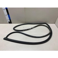 Уплотнитель двери Toyota Corolla E15 (2006 - 2013) 6787212530