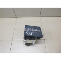 Блок ABS (насос) Toyota Yaris (2005 - 2011) 440500D060