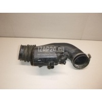Патрубок воздушного фильтра Nissan QX56 (JA60) (2004 - 2009) 165767S00A