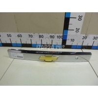 Накладка двери багажника GM Captiva (C100) (2006 - 2010) 96830133