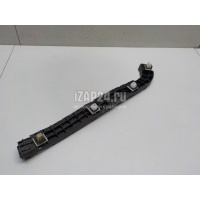 Направляющая заднего бампера правая Honda CR-V (2007 - 2012) 71593SWAA01