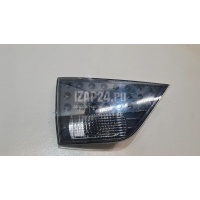 Фонарь задний внутренний левый Mitsubishi Outlander XL (CW) (2006 - 2012) 8331A071