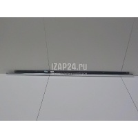 Накладка стекла переднего правого VAG Jetta (2006 - 2011) 1K5837476D2ZZ