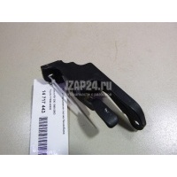 Ручка открывания лючка бензобака Toyota Highlander I (2001 - 2006) 7730648020