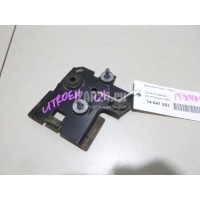 Кронштейн (сопут. товар) Citroen-Peugeot 308 I (2007 - 2015) 1436L7