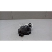 Кронштейн двигателя правый Chrysler 300C (2004 - 2010) 04578182AA