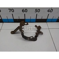 Кронштейн фары противотуманной левой Mitsubishi L200 (KB) (2006 - 2016) 8321A095