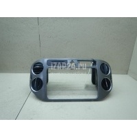 Рамка магнитолы VAG Tiguan (2007 - 2011) 5N0858069AXVZ