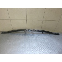 Растяжка столбов VAG Macan 2013 8R0805629F