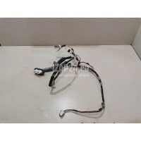 Проводка (коса) Toyota Avensis III (2009 - 2018) 8215305290