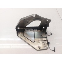Кронштейн крепления крыла VAG Allroad quattro (2006 - 2012) 4F0821135B