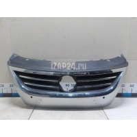 Решетка радиатора VAG Passat CC (2008 - 2017) 3C8853651QGRU
