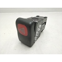 Кнопка аварийной сигнализации Volkswagen Polo (1994-1999) 1998 6N1953235