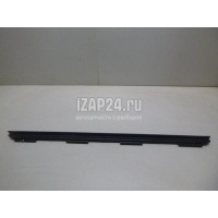 Уплотнитель (внутри) Toyota Verso (2009 - 2018) 681740F020