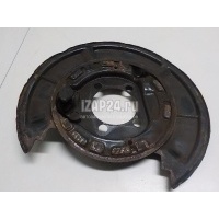 Щит опорный задний правый Toyota Verso (2009 - 2018) 465030F040