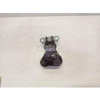 Петля двери багажника Toyota Highlander II (2007 - 2013) 6881048021