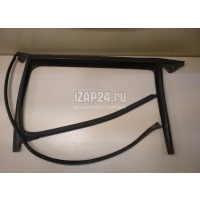 Уплотнитель стекла двери VAG Yeti (2009 - 2018) 5L0839431C