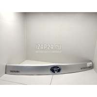 Накладка двери багажника Toyota Prius (2009 - 2015) 7680147070B0