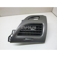 Дефлектор воздушный Renault Megane III (2009 - 2016) 687607366R
