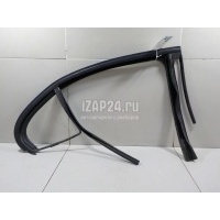 Уплотнитель стекла двери Renault Fluence (2010 - 2017) 823304528R