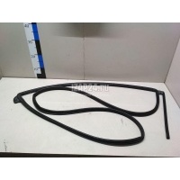 Уплотнитель двери Hyundai-Kia Sportage (2010 - 2015) 831303U000