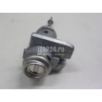 Вставка замка двери лев. Hyundai-Kia Mohave 2009 819702JB00