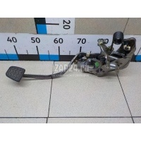 Педаль сцепления Toyota Hilux (2005 - 2015) 313010K180