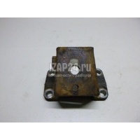 Кронштейн двигателя правый Toyota Hilux (2005 - 2015) 1231167021