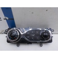 Блок управления климатом Renault Kaptur 2016 275100037R