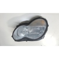 Фара (передняя) левая Mercedes-Benz C-Class W203 2000-2007 2002 A2038200761