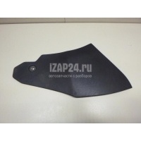 Накладка (кузов внутри) Nissan Juke (F15) (2011 - 2019) 689201KZ0A