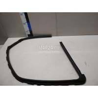Уплотнитель стекла двери Nissan Juke (F15) (2011 - 2019) 803311KA2A