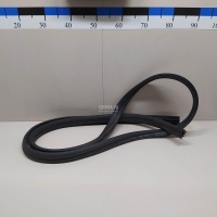 Уплотнитель двери Renault Lada Largus 2012 6001547017