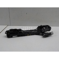 Кронштейн ручки Toyota Camry V50 (2011 - 2018) 6920306081