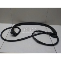 Уплотнитель двери Toyota Camry V50 (2011 - 2018) 6787206100