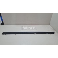 Накладка стекла переднего правого Toyota Camry V50 (2011 - 2018) 6817106101