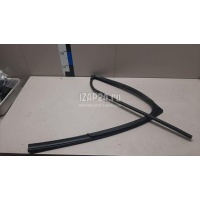 Уплотнитель стекла двери Mazda CX 5 (2012 - 2017) KD5373605G