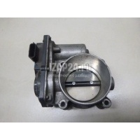 Заслонка дроссельная электрическая Renault Duster 2012 161203668R