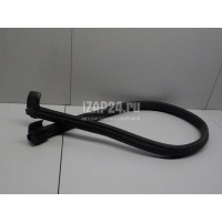 Уплотнитель капота Renault Duster 2012 668300019R
