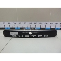 Накладка двери багажника Renault Duster 2012 848106135R