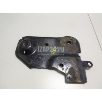 Кронштейн передней балки Renault Duster 2012 8200823809