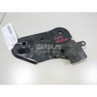 Кронштейн передней балки Renault Duster 2012 8200823809