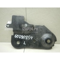 Кронштейн передней балки Renault Duster 2012 8200823809