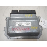 Блок управления двигателем Renault Duster 2012 237106933R