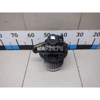 Моторчик отопителя Renault Duster 2012 272107379R