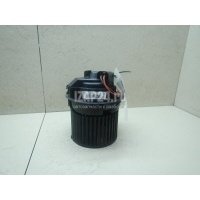 Моторчик отопителя Renault Duster 2012 272102798R