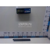 Уплотнитель капота Land Rover Range Rover IV 2013 LR034447